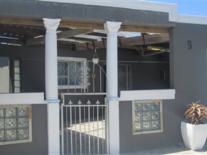 3 Bed House in Blue Downs