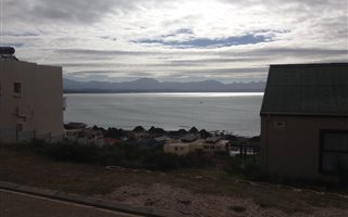 299 m² Land available in Fairview