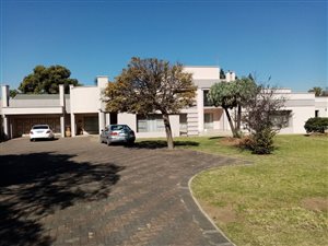 5 Bed House in Vanderbijlpark SW