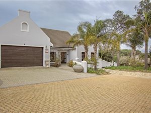 3 Bed House in Zevenwacht Country Estate