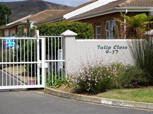 3 Bed Townhouse in D Urbanvale