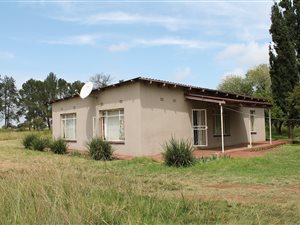 8 Bed House in Riversdale
