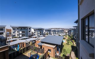 2 Bedroom Apartment in Oakdene