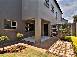 3 Bed Cluster in Bedfordview