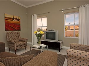 2 Bedroom Apartment in Somerset Ridge
