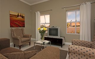 2 Bedroom Apartment in Somerset Ridge