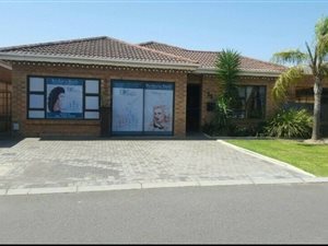 3 Bed House in Zonnendal