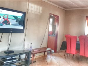 3 Bed House in Eldorado Park