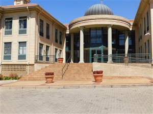 355 m² Office Space in Bryanston