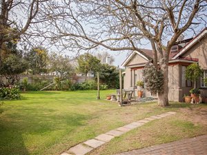 5 Bed House in Camphers Drift
