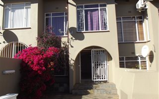 2 Bedroom Townhouse in Quellerina