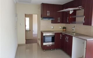 1 Bedroom Flat in Norwood