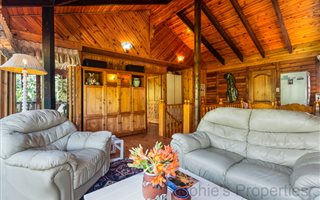 3 Bedroom House in Brenton on Sea