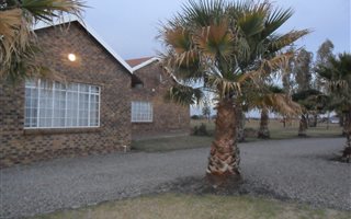 3 Bedroom House in Boltonwold
