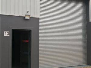420 m² Commercial space in Glen Anil