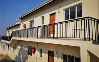 2 Bedroom Simplex in Clare Estate
