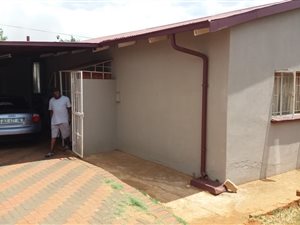 3 Bed House in Randlespark