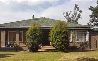 5 Bedroom House in Parkhill Gardens
