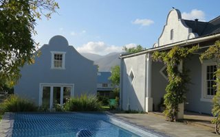 5 Bedroom House in Stanford