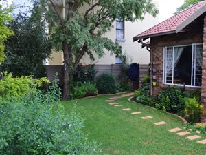 3 Bed Duet in Highveld
