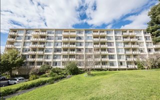 3 Bedroom Duplex in Rondebosch