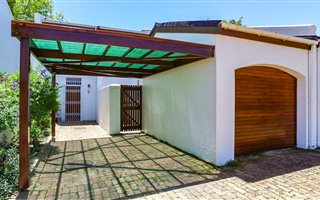 3 Bedroom House in Die Boord