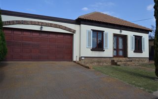 2 Bedroom Townhouse in River View