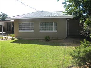 3 Bed House in Suidrand