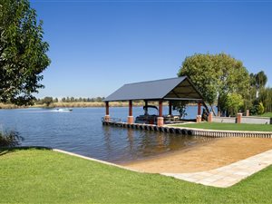 5 Bed House in Northdene