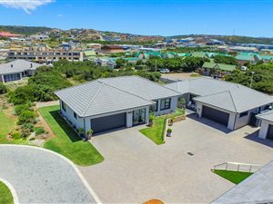 2 Bed House in Diaz Beach