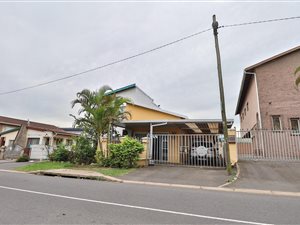 3 Bed House in Merebank