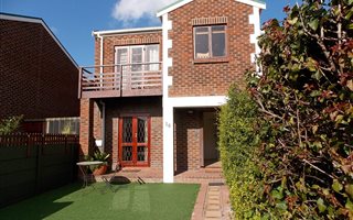 3 Bedroom House in Muizenberg
