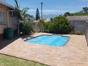 3 Bed House in Northern Paarl