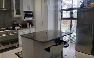 4 Bedroom House in Arboretum