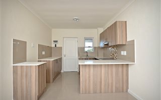 2 Bedroom Apartment in Nuutgevonden