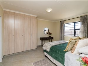 4 Bed House in Horison