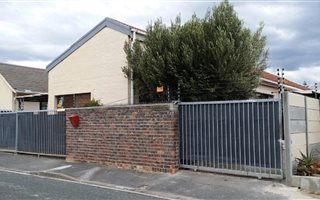 2 Bedroom House in Strand South