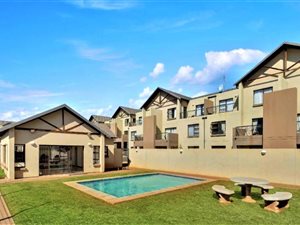 2 Bed Apartment in Ruimsig