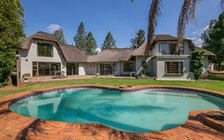 9000 m² Farm in President Park