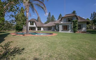 9000 m² Farm in President Park