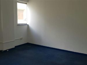 20 m² Commercial space in East London Central
