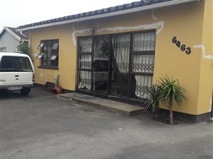 3 Bed House in Kwandengezi