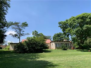 4.6 ha Land available in Roodepoort Central