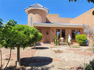 5 Bed House in Bay View