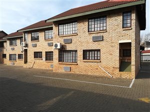 124 m² Commercial space in Brandwag