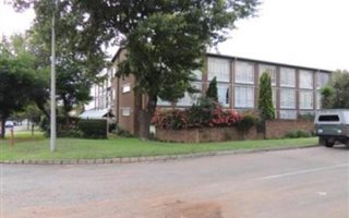 2 Bedroom Flat in Ravensklip