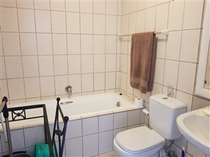 2 Bedroom Apartment in Bloubergrant