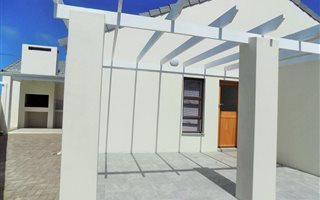 3 Bedroom House in Stilbaai