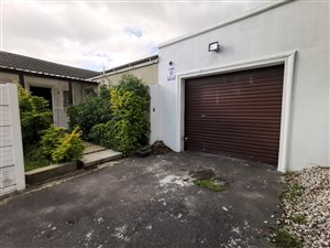 3 Bed House in Mitchells Plain