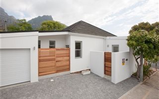 2 Bedroom Townhouse in Newlands
